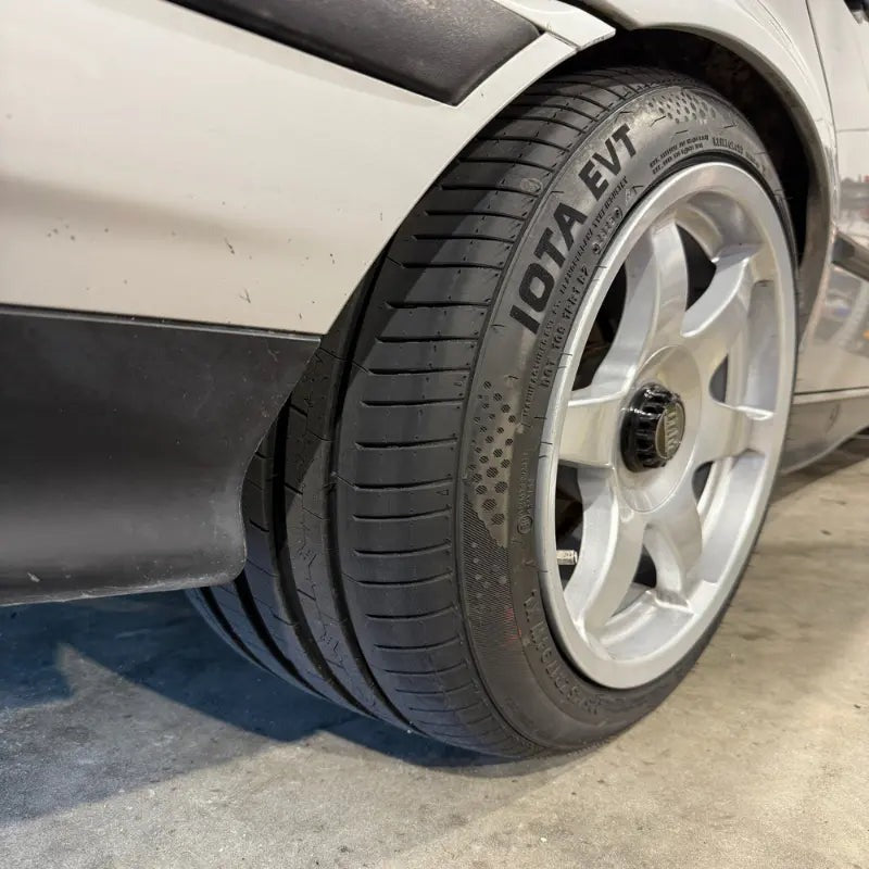 Accelera Iota EVT